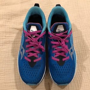 Saucony Endorphin Speed